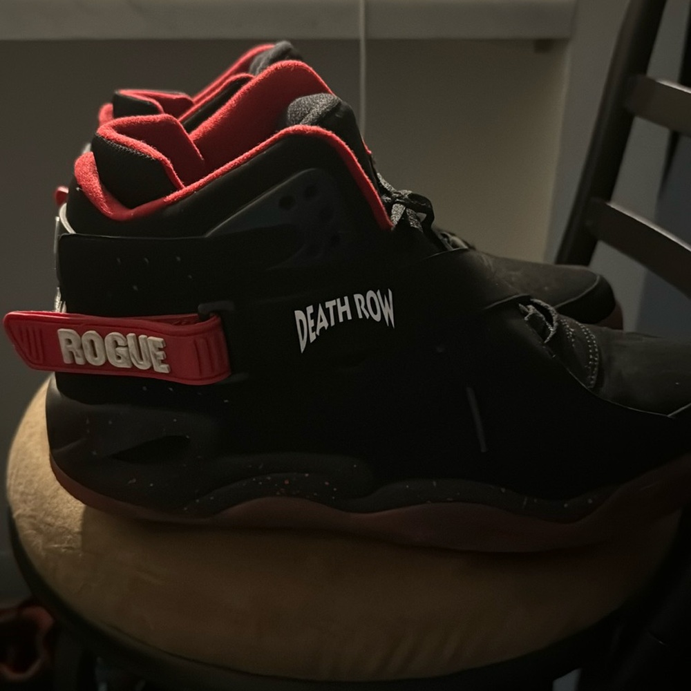 Ewing men’s death row shoes size 10.5